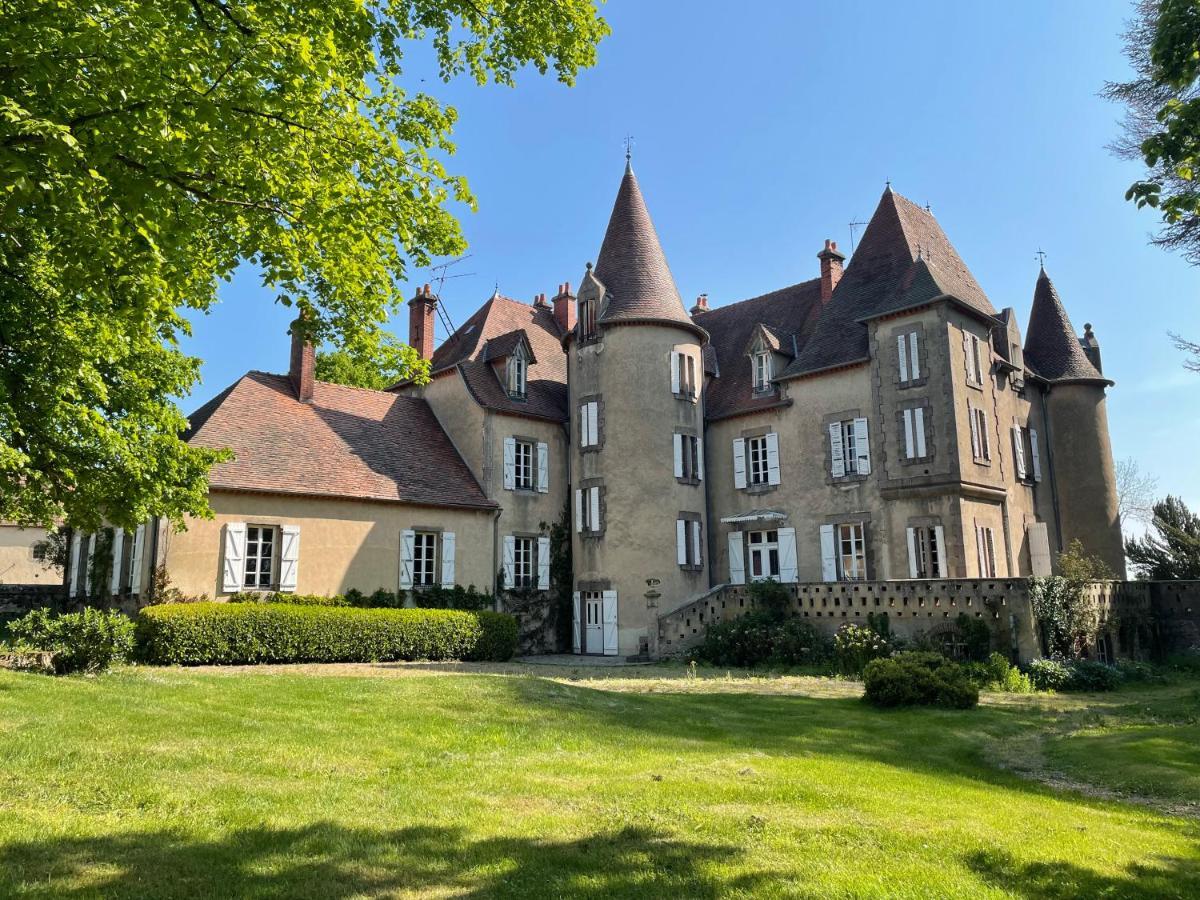 Chateau De Bruges Lapeyrouse Esterno foto