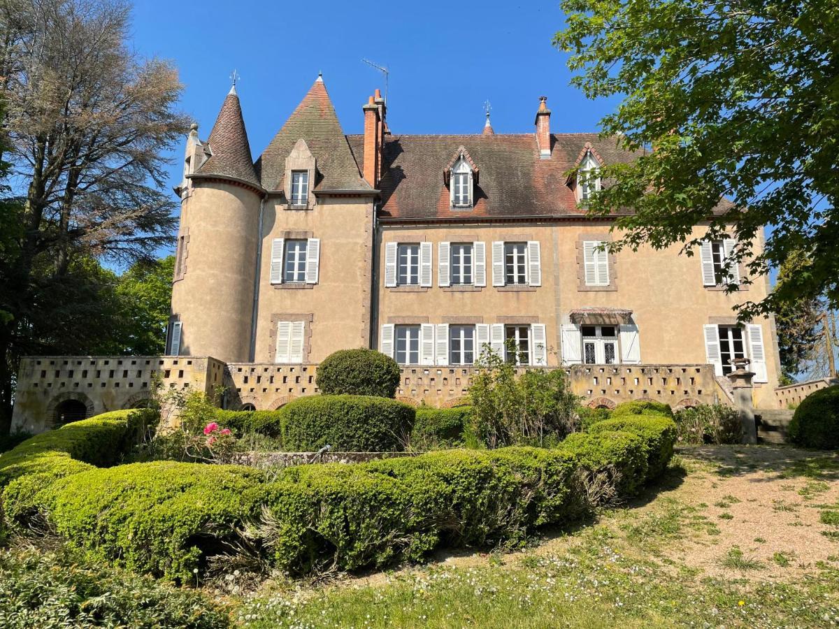 Chateau De Bruges Lapeyrouse Esterno foto